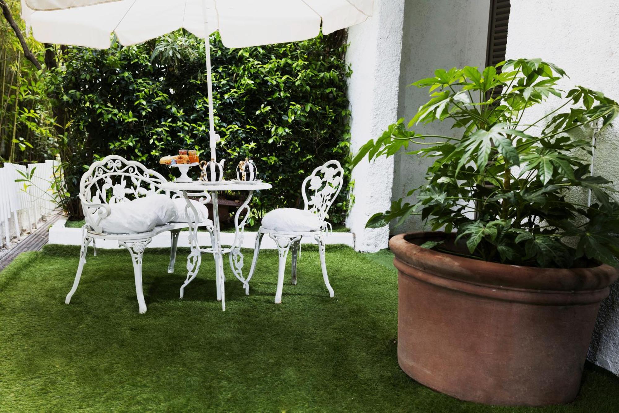 Les Canoubiers Luxe Et Serenite Au Coeur De Saint-Tropez Suites Spacieuses Avec Jardin Enchanteur Exteriör bild