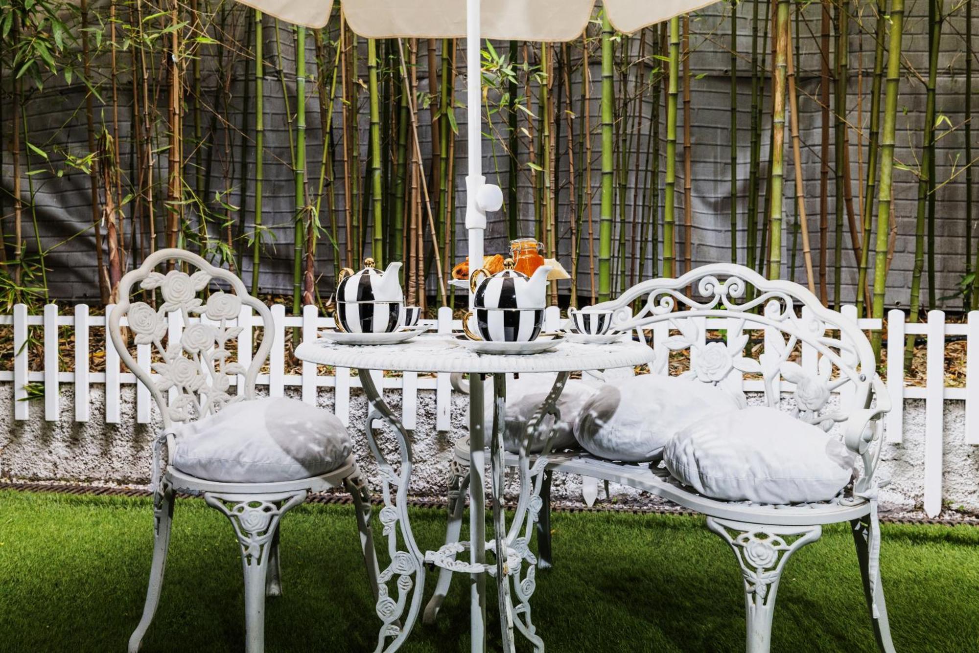 Les Canoubiers Luxe Et Serenite Au Coeur De Saint-Tropez Suites Spacieuses Avec Jardin Enchanteur Exteriör bild